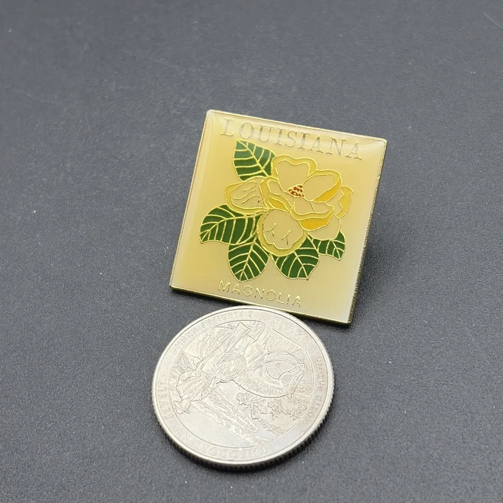 Louisiana State‎ Flower Magnolia Lapel Hat Pin